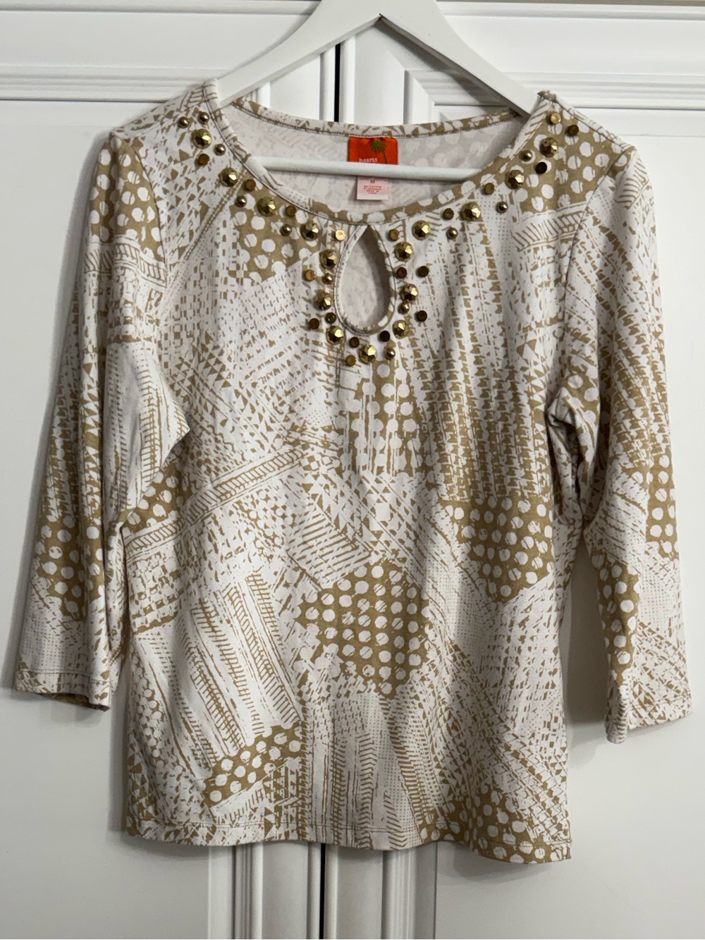 Hearts of Palm Embellished Keyhole Blouse Tan White Abstract Geometric Top Sz M